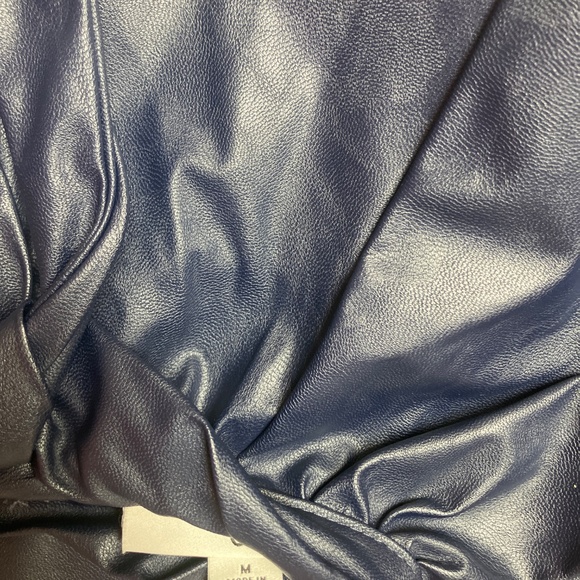 Vegan leather blouse - Picture 3 of 4